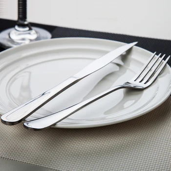 Naujas 3pcs Modernaus stiliaus Virtuvės peilis, Šakutė Dinnerspoon nustatyti Geros kokybės Nerūdijančio plieno Indai rinkiniai Namų Virtuvės stalo Įrankių rinkinys
