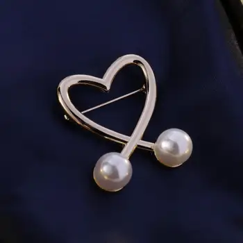 Paprastos Konstrukcijos Metalo Meilė Širdies Geometrinis Sagė Pin Pearl Aksesuaras Moterims Drabužių Mados Juvelyrika