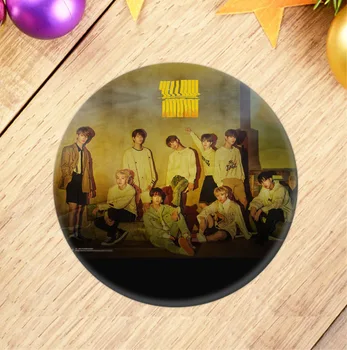 Kpop Benamiai vaikai Albumo nuotrauka ženklelis emblema geltona mediena ženklelis gerbėjų dovanų kolekciją kpop benamiai vaikai prekes geros kokybės