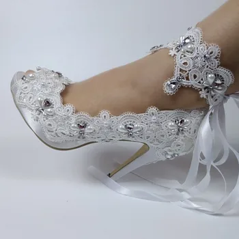 2020 Naują Atvykimo Nėriniai-Up Crystal batus moteris Balta Gėlė Vestuvių Bridals batų Čiurnos Dirželis Nėriniai-Up High batai sweet šalies batų