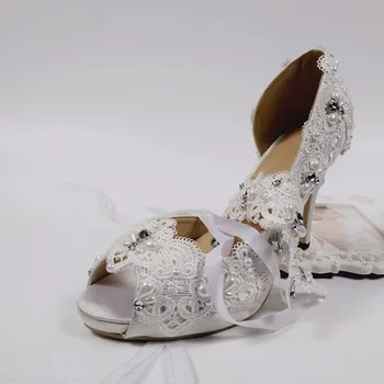 2020 Naują Atvykimo Nėriniai-Up Crystal batus moteris Balta Gėlė Vestuvių Bridals batų Čiurnos Dirželis Nėriniai-Up High batai sweet šalies batų